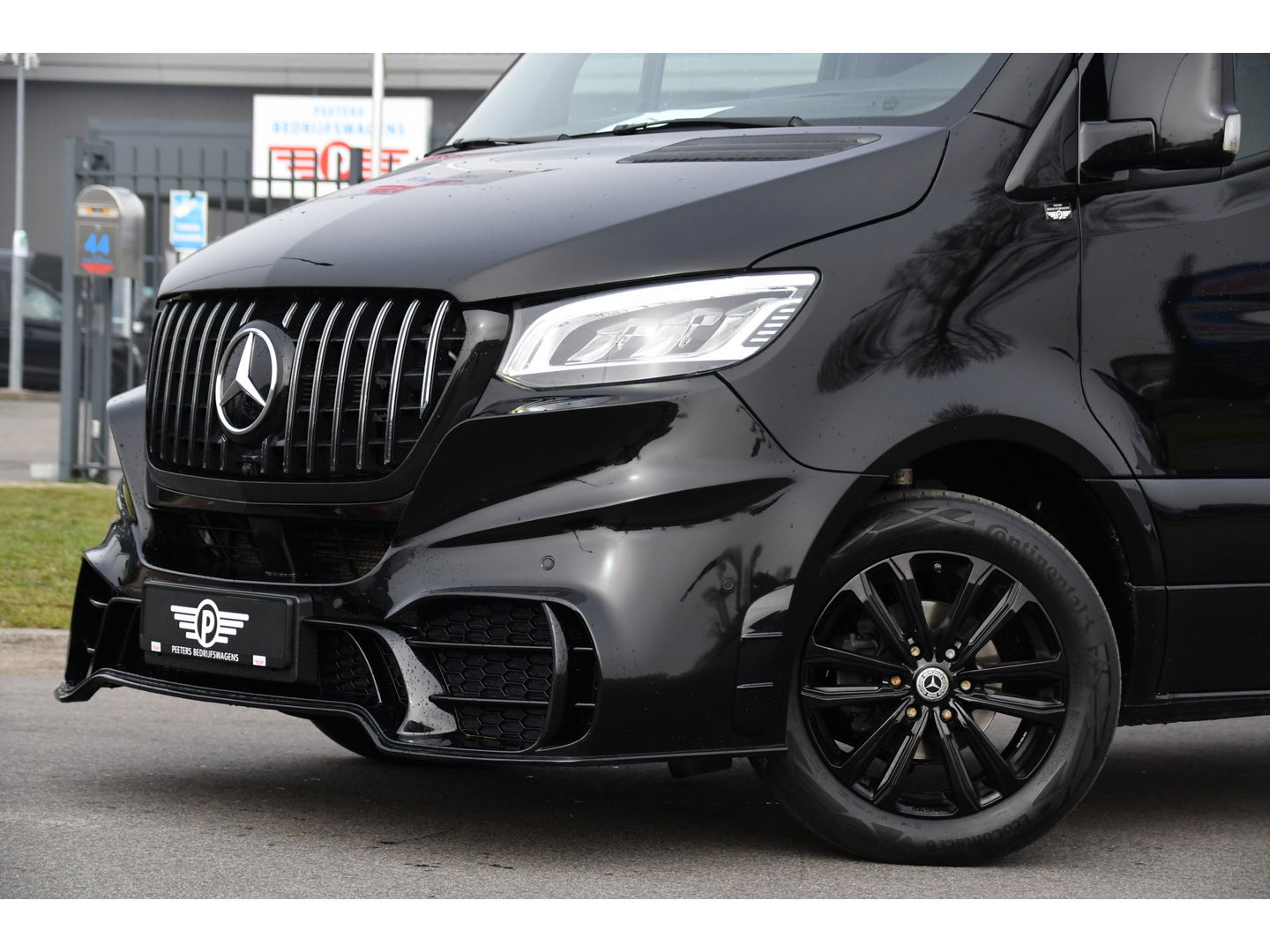 Mercedes-Benz Sprinter 314 2.2 CDI L2H1 AMG Black Edition Adaptieve Cruise, 360 Camera, Carplay, LED, Automaat, Dodehoek, 143pk, Uniek!