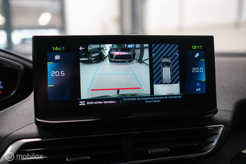 Peugeot 3008 1.6 HYbrid 225 pk Allure | Trekhaak | NL auto | Camera | Leder | HUD | rijklaaprijs | All season banden |