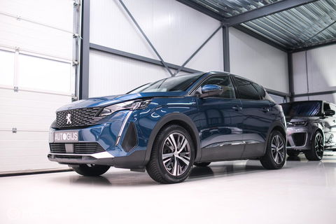 Peugeot 3008 1.6 HYbrid 225 pk Allure | Trekhaak | NL auto | Camera | Leder | HUD | rijklaaprijs | All season banden |