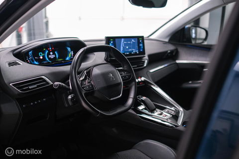 Peugeot 3008 1.6 HYbrid 225 pk Allure | Trekhaak | NL auto | Camera | Leder | HUD | rijklaaprijs | All season banden |