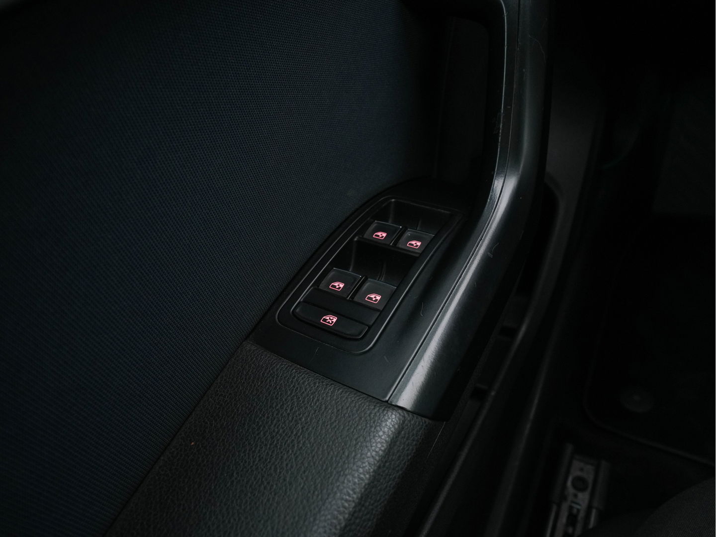 SEAT Ateca 1.0 EcoTSI Style (INCL-BTW) *FULL-LED | NAVI-FULLMAP | CAMERA | DAB+ | COMFORTSEATS |  ECC | PDC | CRUISE | PRIVACY-GLASS | CARPLAY | 17''ALU*