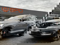 Volvo XC40 - 2.0 B4 Inscription|Pano|H&K|LED|360cam|ACC|TREK