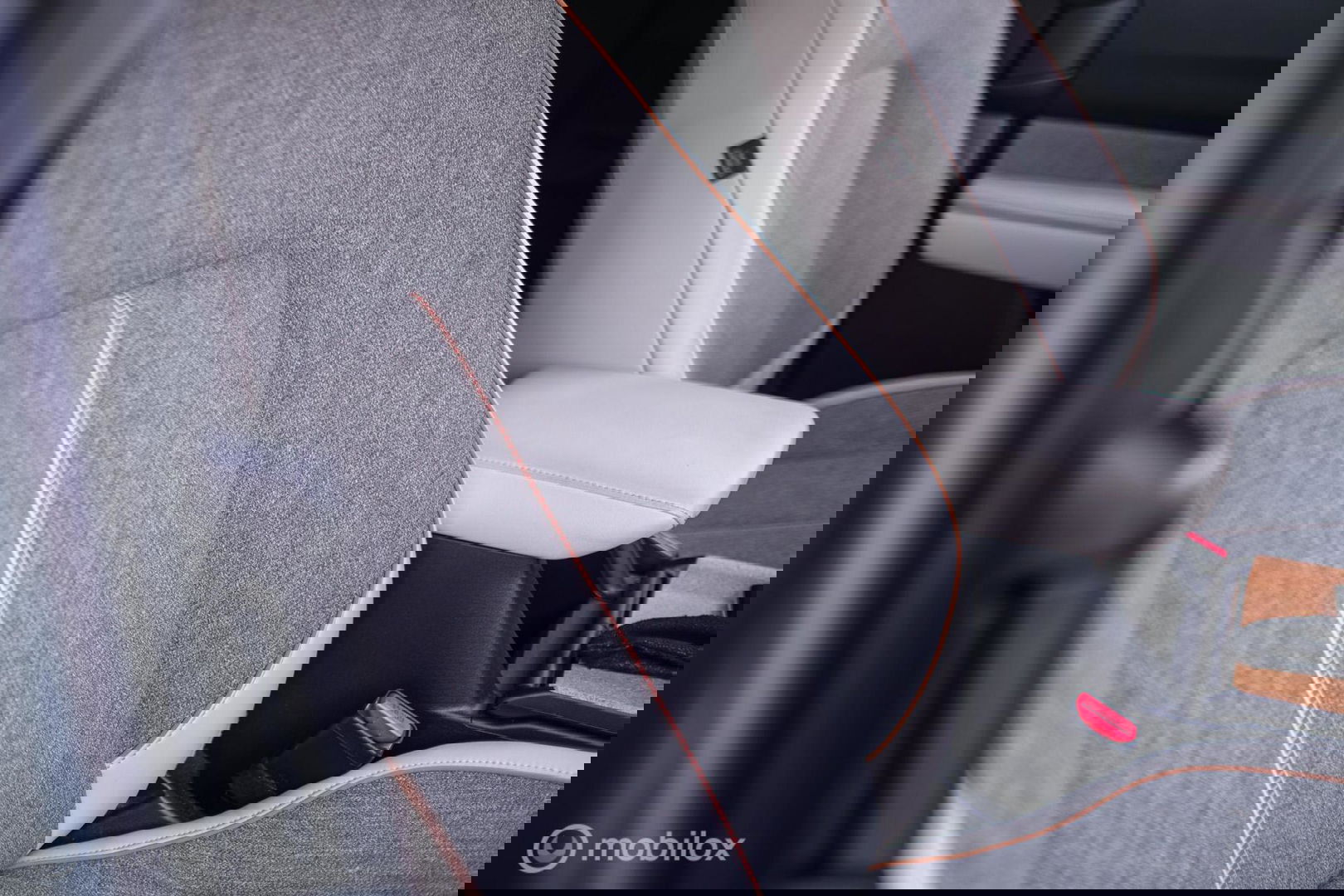 Mazda MX-30 e-SkyActiv 145 Luxury 36 kWh | Trekhaak | Camera | Adaptive | NL auto NAP | rijklaarprijs |