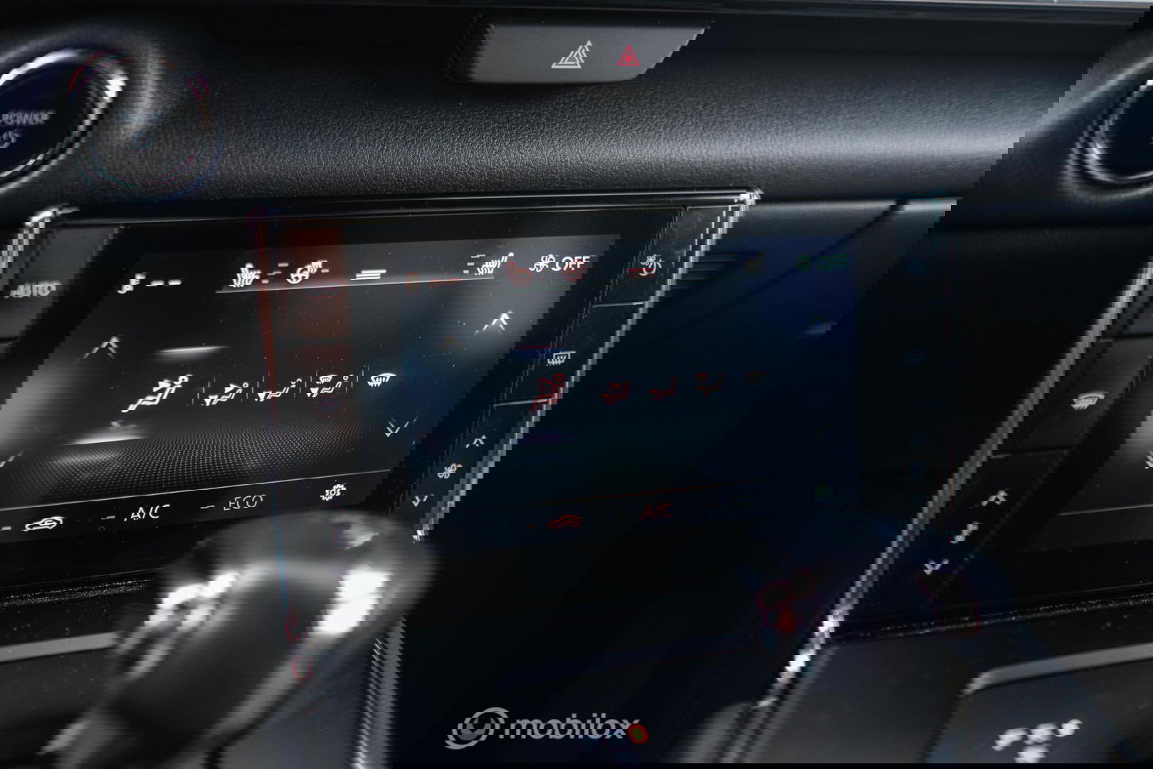 Mazda MX-30 e-SkyActiv 145 Luxury 36 kWh | Trekhaak | Camera | Adaptive | NL auto NAP | rijklaarprijs |