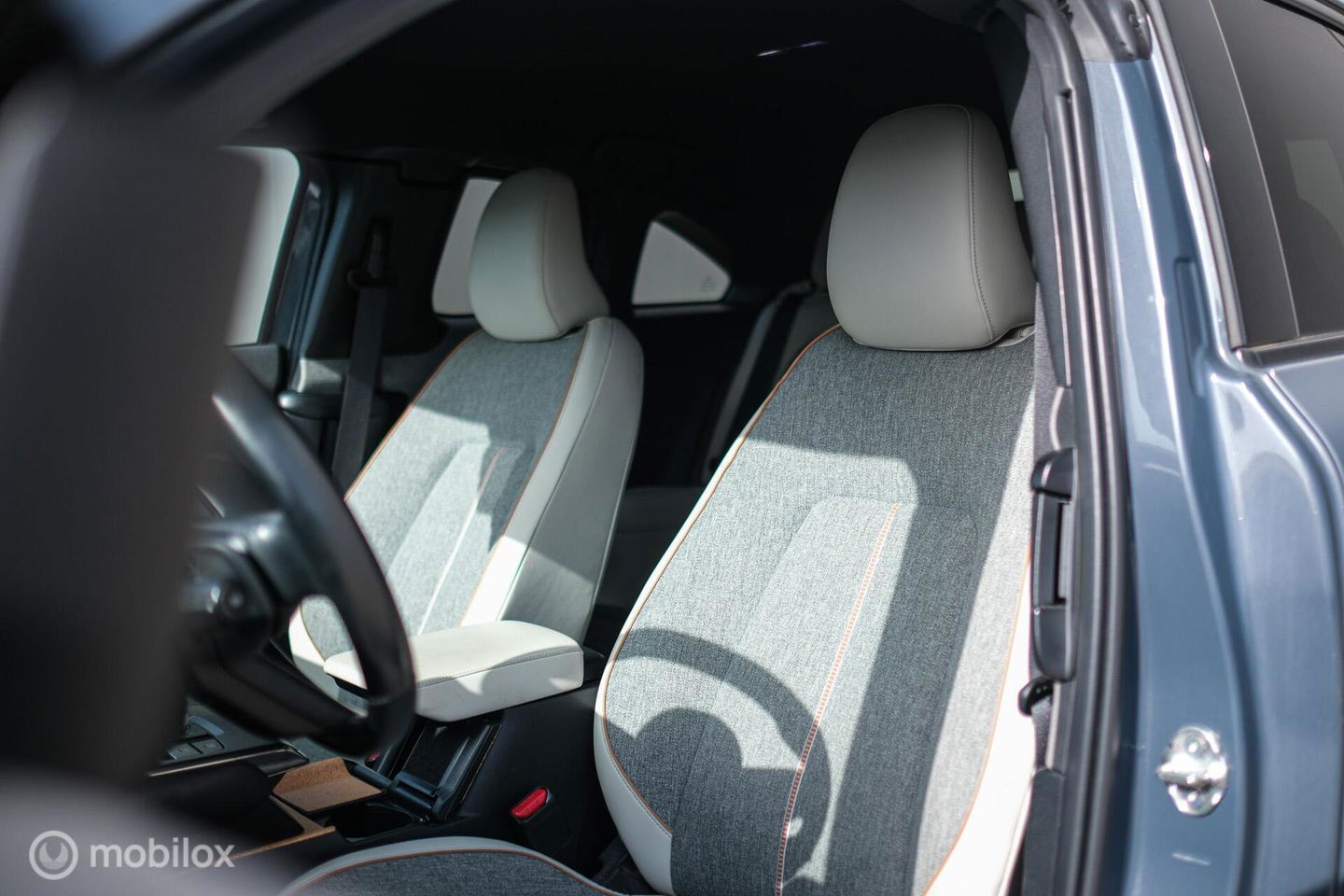 Mazda MX-30 e-SkyActiv 145 Luxury 36 kWh | Trekhaak | Camera | Adaptive | NL auto NAP | rijklaarprijs |