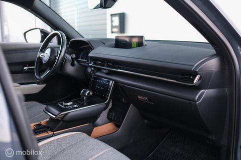 Mazda MX-30 e-SkyActiv 145 Luxury 36 kWh | Trekhaak | Camera | Adaptive | NL auto NAP | rijklaarprijs |