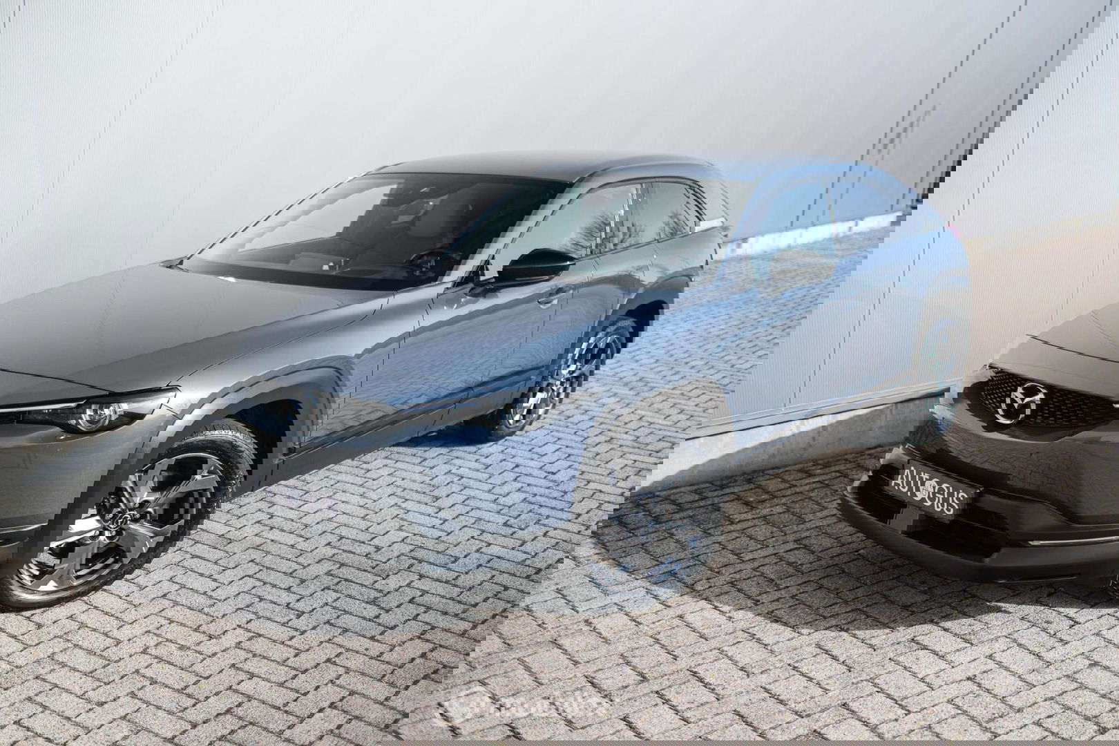 Mazda MX-30 e-SkyActiv 145 Luxury 36 kWh | Trekhaak | Camera | Adaptive | NL auto NAP | rijklaarprijs |