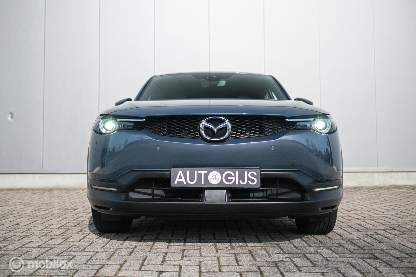 Mazda MX-30 e-SkyActiv 145 Luxury 36 kWh | Trekhaak | Camera | Adaptive | NL auto NAP | rijklaarprijs |
