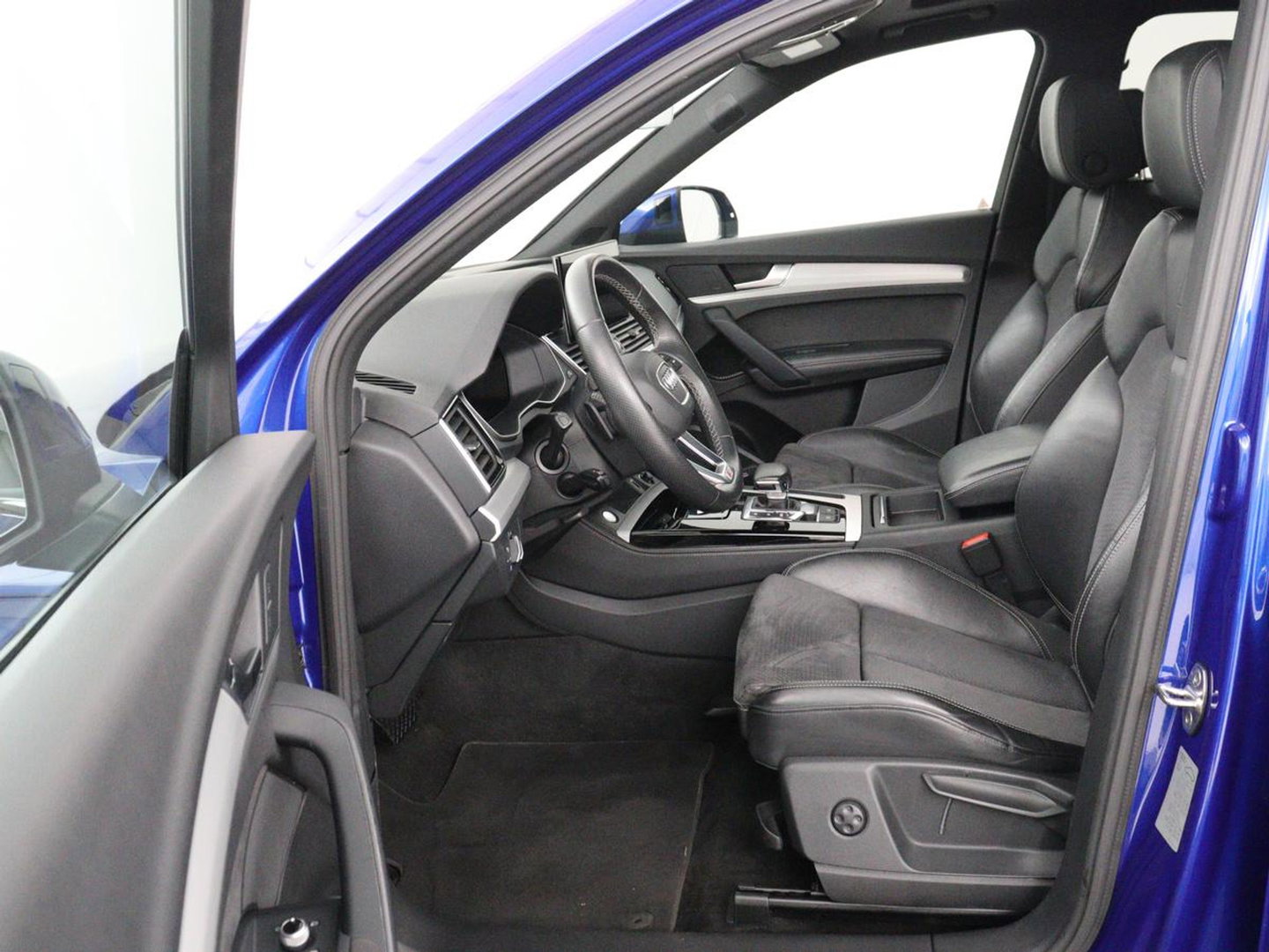 Audi Q5 Sportback 55 TFSIe S edition | Panoramadak | Bang & Olufsen | Stoelverwarming | Adaptive cruise | Luchtvering | Matrix LED | 21'' | Carplay | Half leder | Navigatie | Camera | S Line | PHEV | Plug In