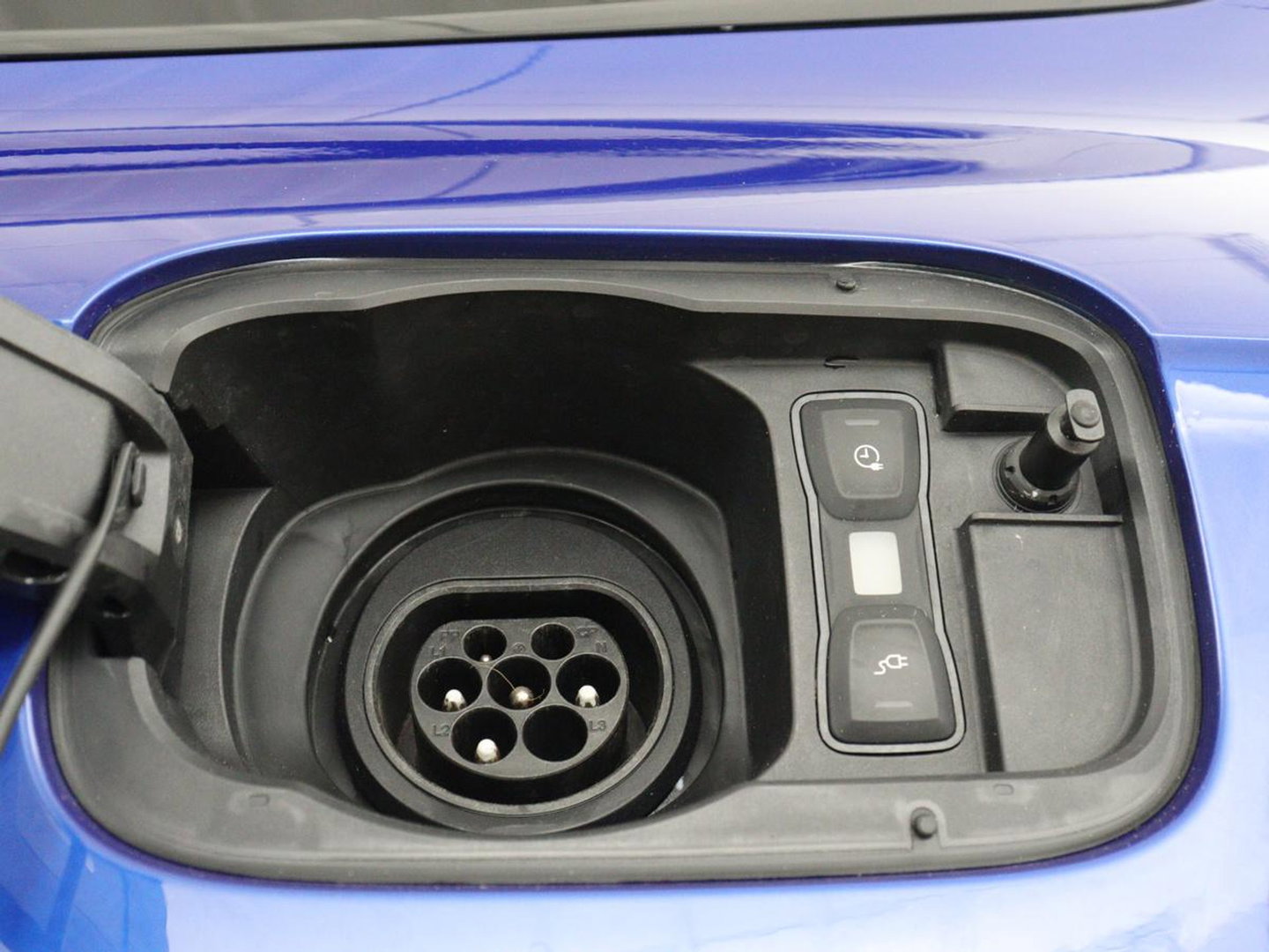 Audi Q5 Sportback 55 TFSIe S edition | Panoramadak | Bang & Olufsen | Stoelverwarming | Adaptive cruise | Luchtvering | Matrix LED | 21'' | Carplay | Half leder | Navigatie | Camera | S Line | PHEV | Plug In