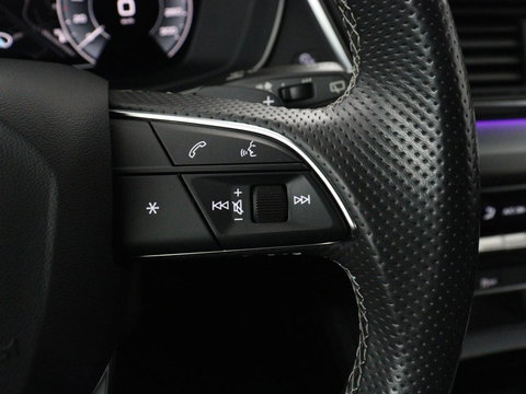 Audi Q5 Sportback 55 TFSIe S edition | Panoramadak | Bang & Olufsen | Stoelverwarming | Adaptive cruise | Luchtvering | Matrix LED | 21'' | Carplay | Half leder | Navigatie | Camera | S Line | PHEV | Plug In