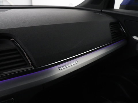 Audi Q5 Sportback 55 TFSIe S edition | Panoramadak | Bang & Olufsen | Stoelverwarming | Adaptive cruise | Luchtvering | Matrix LED | 21'' | Carplay | Half leder | Navigatie | Camera | S Line | PHEV | Plug In