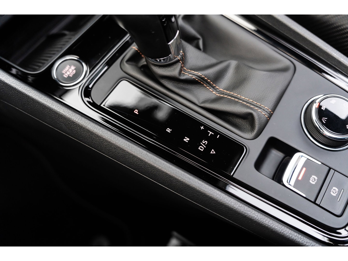 CUPRA Ateca 2.0 TSI 4DRIVE PANO BEATS 360 CAMERA KEYLESS