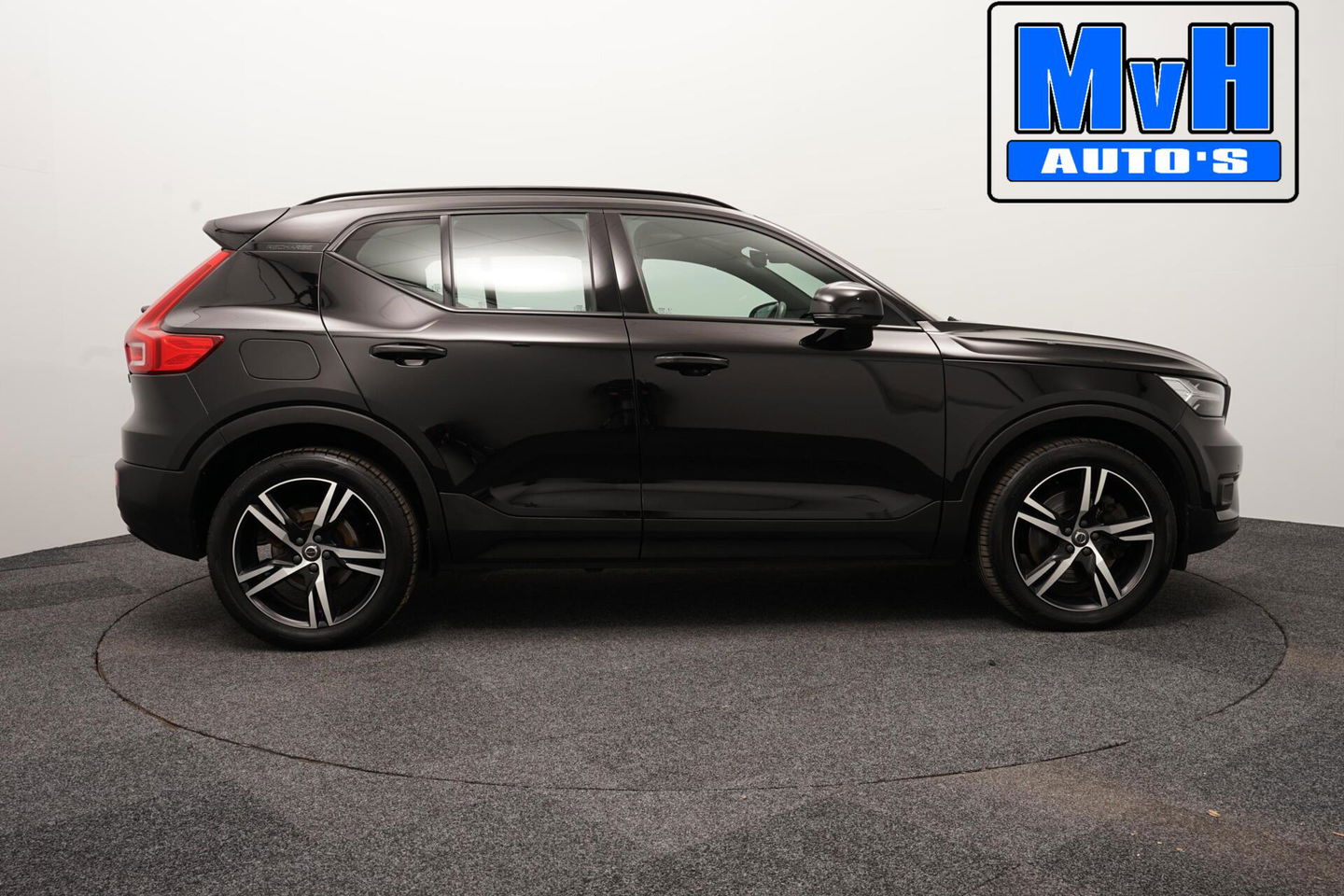 Volvo XC40 1.5 T5 Recharge R-Design|UNIEK!|PANO|STOEL/STUUR.VERW