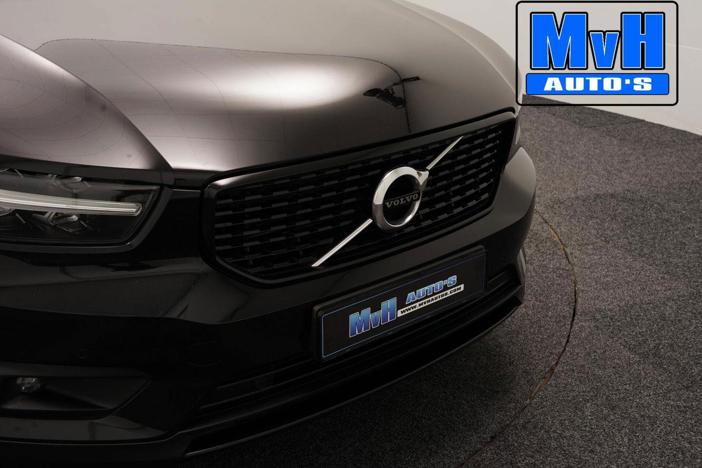 Volvo XC40 1.5 T5 Recharge R-Design|UNIEK!|PANO|STOEL/STUUR.VERW