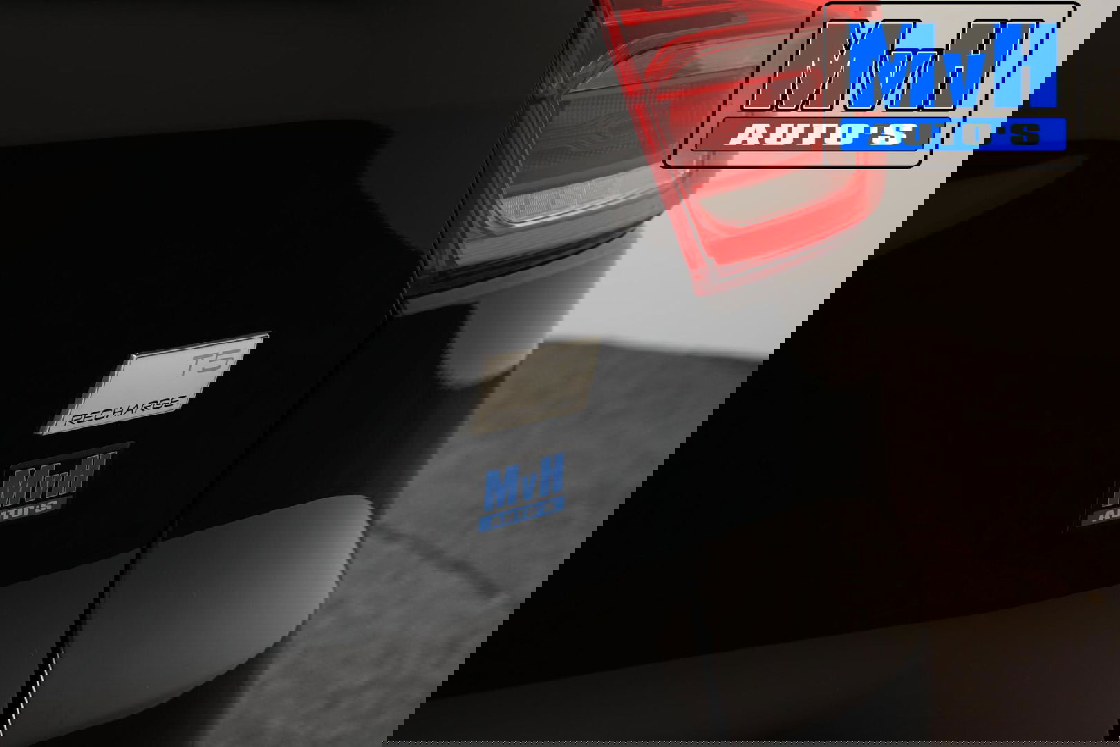 Volvo XC40 1.5 T5 Recharge R-Design|UNIEK!|PANO|STOEL/STUUR.VERW