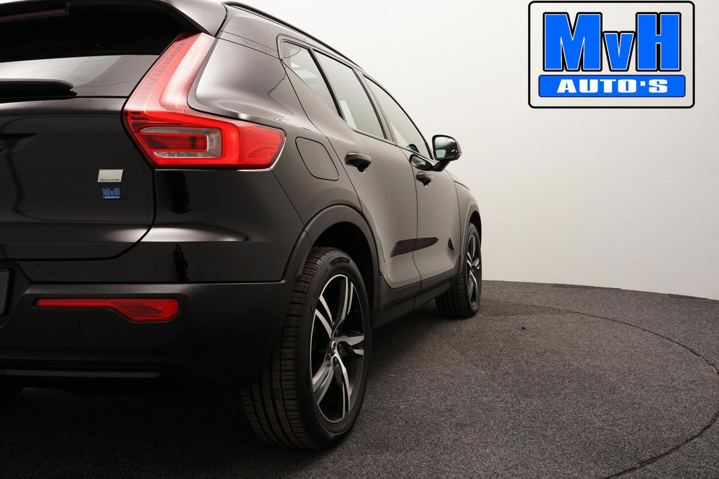 Volvo XC40 1.5 T5 Recharge R-Design|UNIEK!|PANO|STOEL/STUUR.VERW