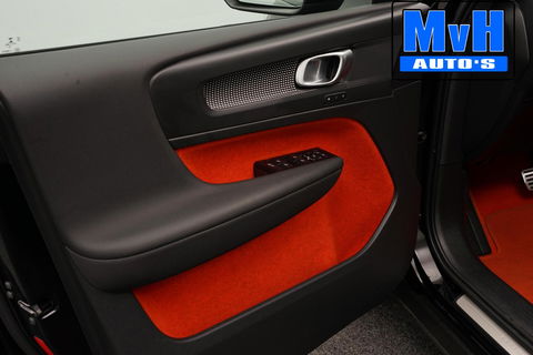 Volvo XC40 1.5 T5 Recharge R-Design|UNIEK!|PANO|STOEL/STUUR.VERW