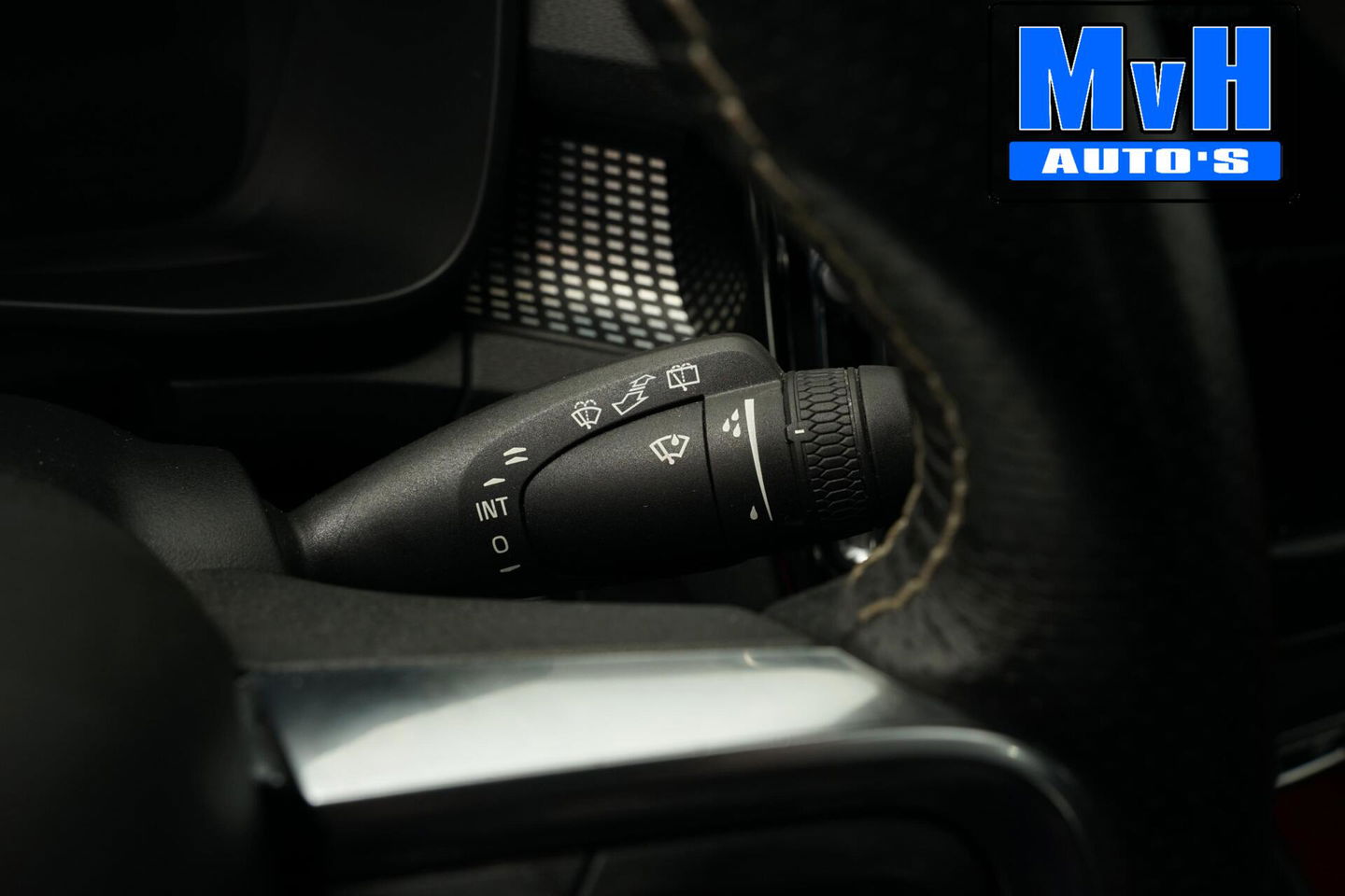 Volvo XC40 1.5 T5 Recharge R-Design|UNIEK!|PANO|STOEL/STUUR.VERW