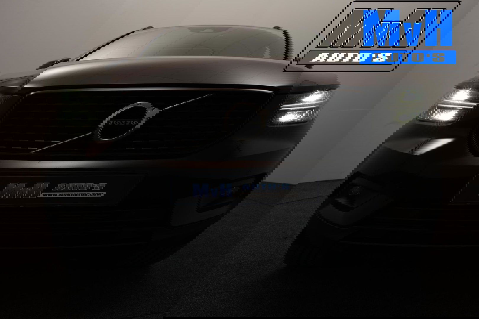 Volvo XC40 1.5 T5 Recharge R-Design|UNIEK!|PANO|STOEL/STUUR.VERW