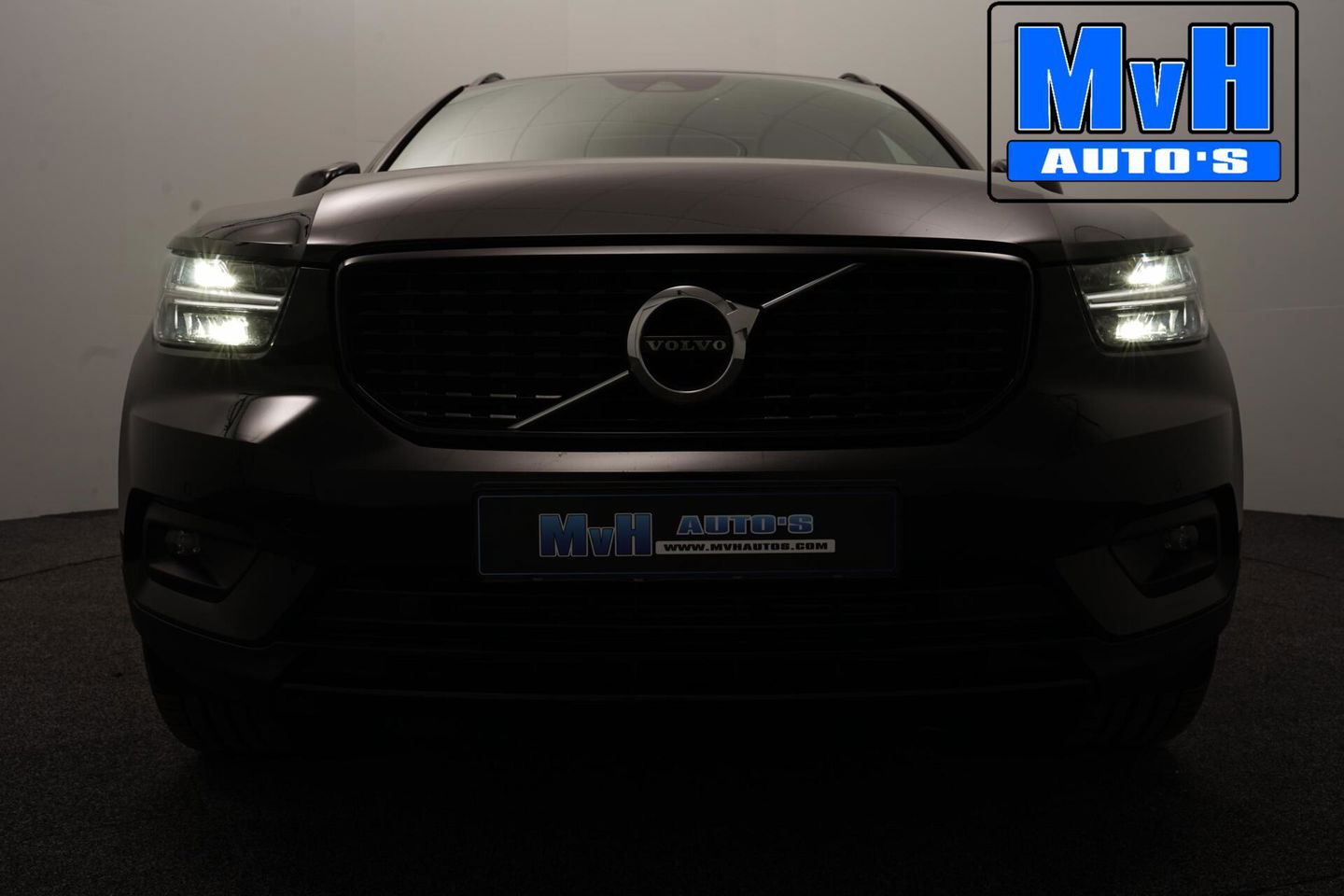 Volvo XC40 1.5 T5 Recharge R-Design|UNIEK!|PANO|STOEL/STUUR.VERW