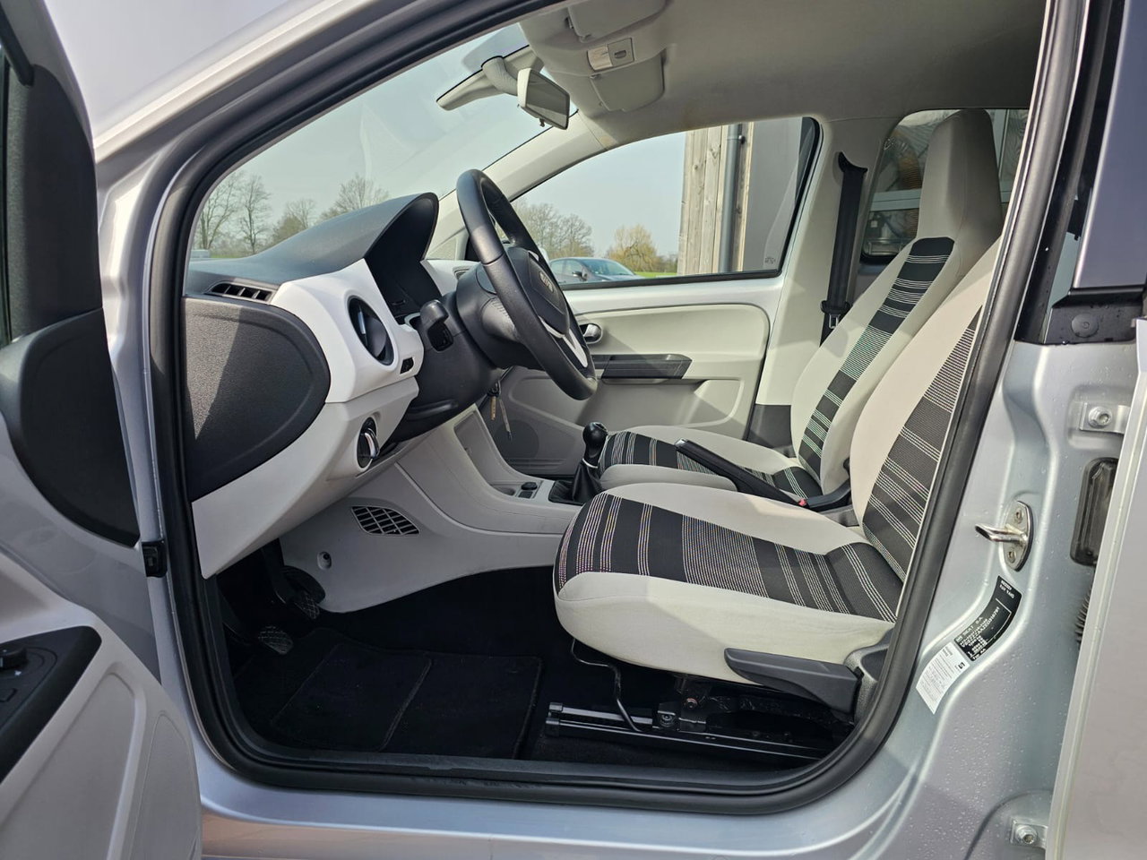 SEAT Mii