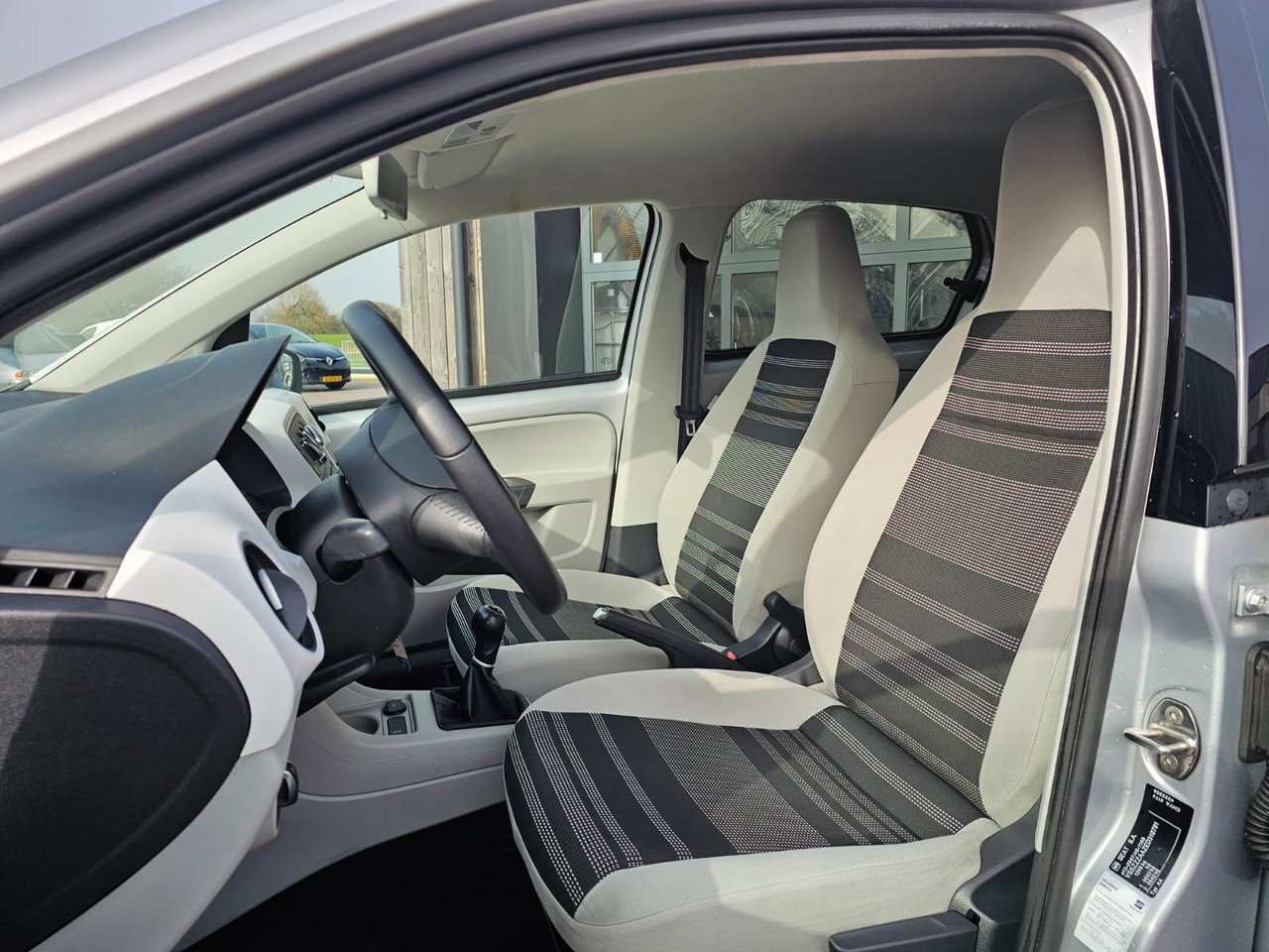 SEAT Mii