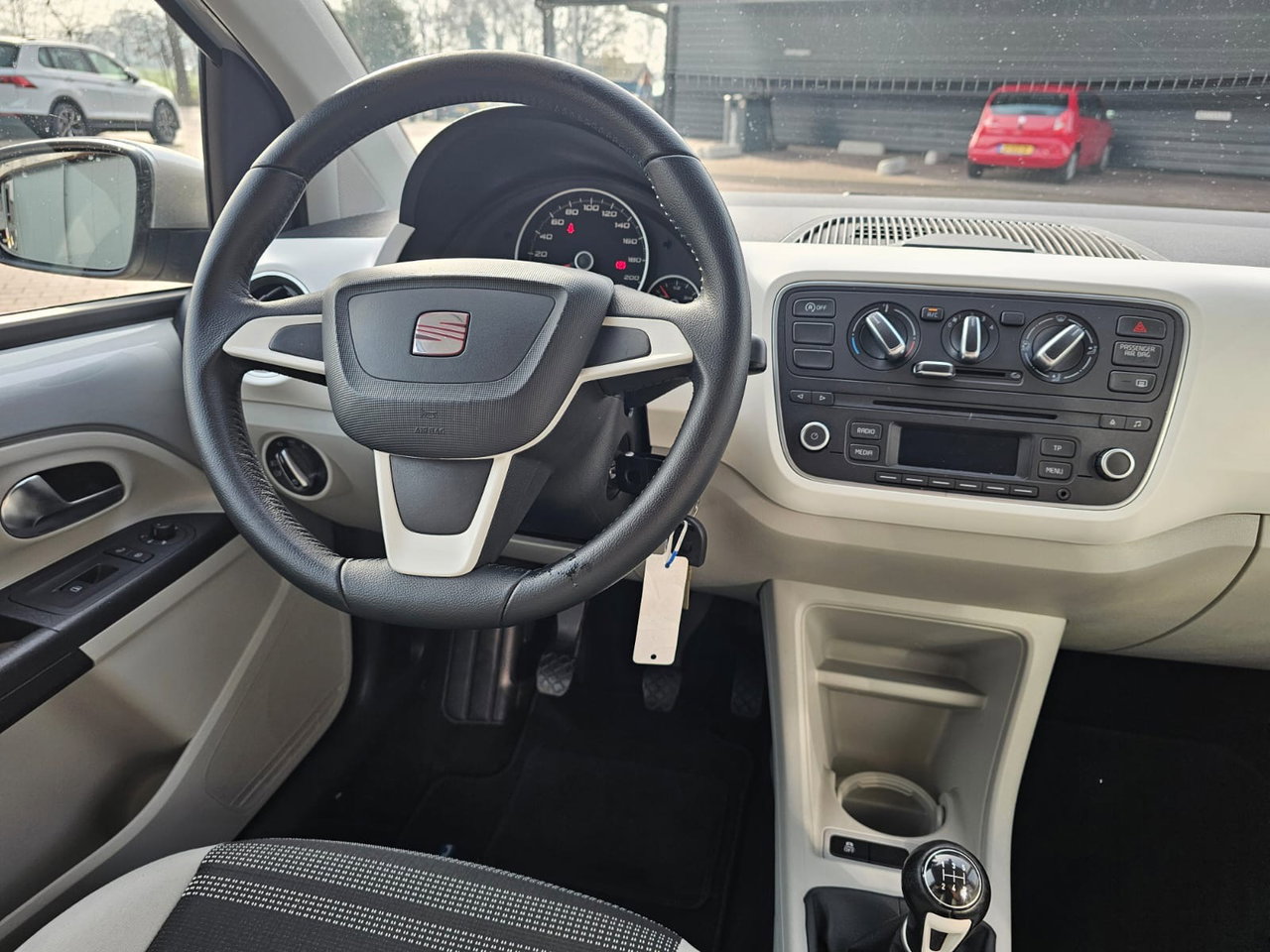 SEAT Mii