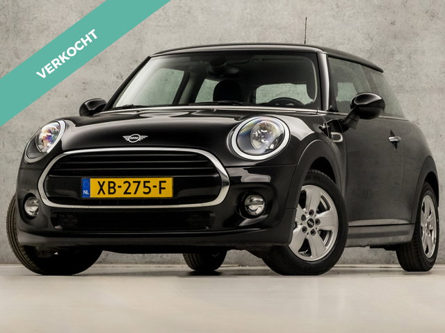 MINI Cooper - 1.5 Cooper Sport (NAVIGATIE, NAP, BLUETOOTH, PARKEERSENSOREN, SPORTSTOELEN, CRUISE, ELEK PAKKET, NIEUWSTAAT)