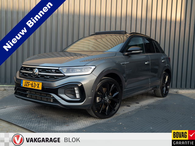 Volkswagen T-Roc - 1.5 TSI R-Line Business | Panodak | 19'' | IQ Light | Trekhaak afnb. | Side Assist | Elk. A-klep | Prijs Rijklaar!!