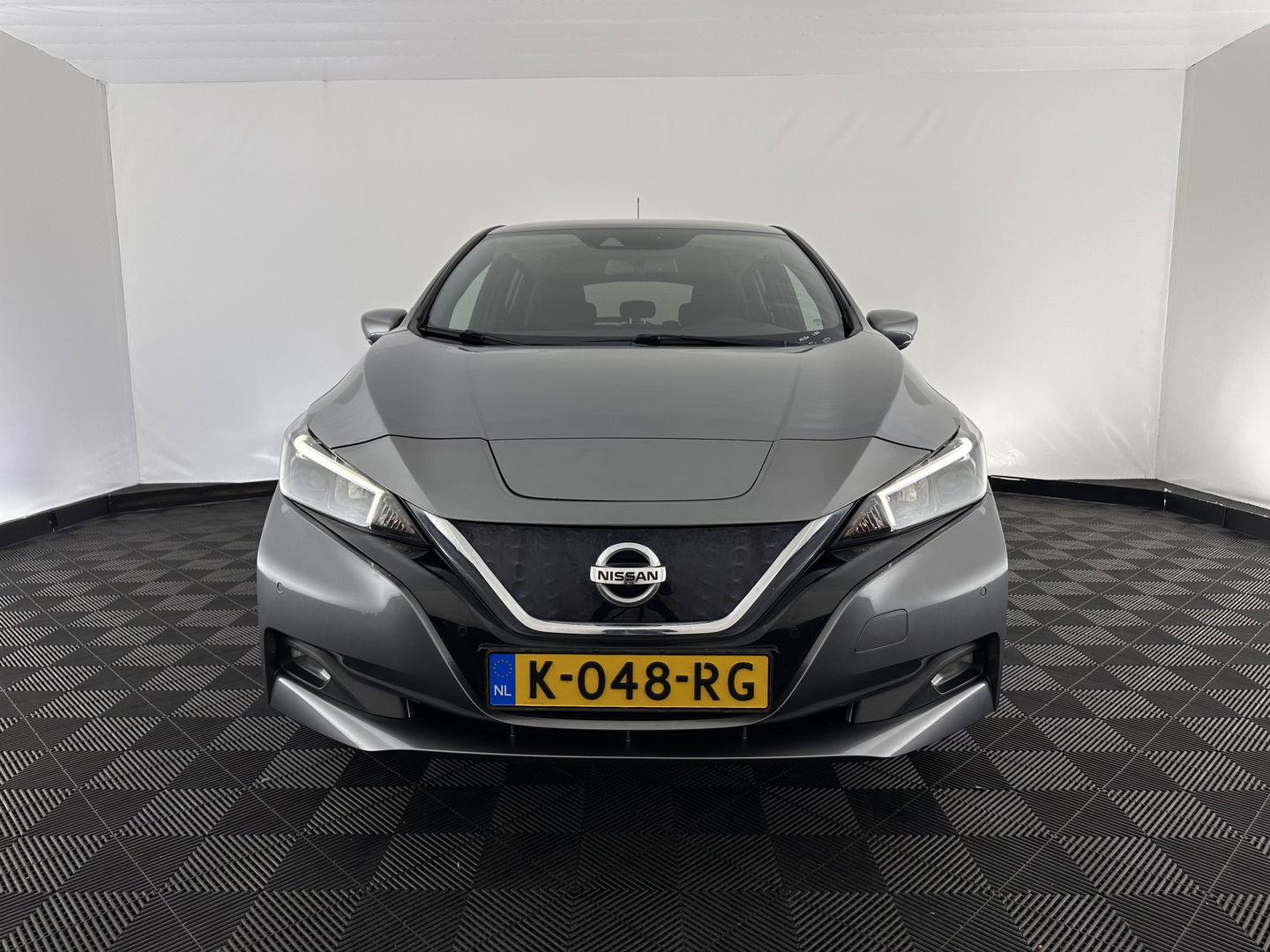 Nissan Leaf N-Connecta 40 kWh {SOH-90%} Aut. *HEATPUMP | ADAPTIVE-CRUISE | NAVI-FULLMAP | TOPVIEW | KEYLESS | BLINDSPOT |  DIGI-COCKPIT | HEATED-COMFORTSEATS | DAB | PRIVACYGLASS | ECC | PDC | CARPLAY | 17"ALU*