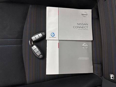 Nissan Leaf N-Connecta 40 kWh {SOH-90%} Aut. *HEATPUMP | ADAPTIVE-CRUISE | NAVI-FULLMAP | TOPVIEW | KEYLESS | BLINDSPOT |  DIGI-COCKPIT | HEATED-COMFORTSEATS | DAB | PRIVACYGLASS | ECC | PDC | CARPLAY | 17"ALU*