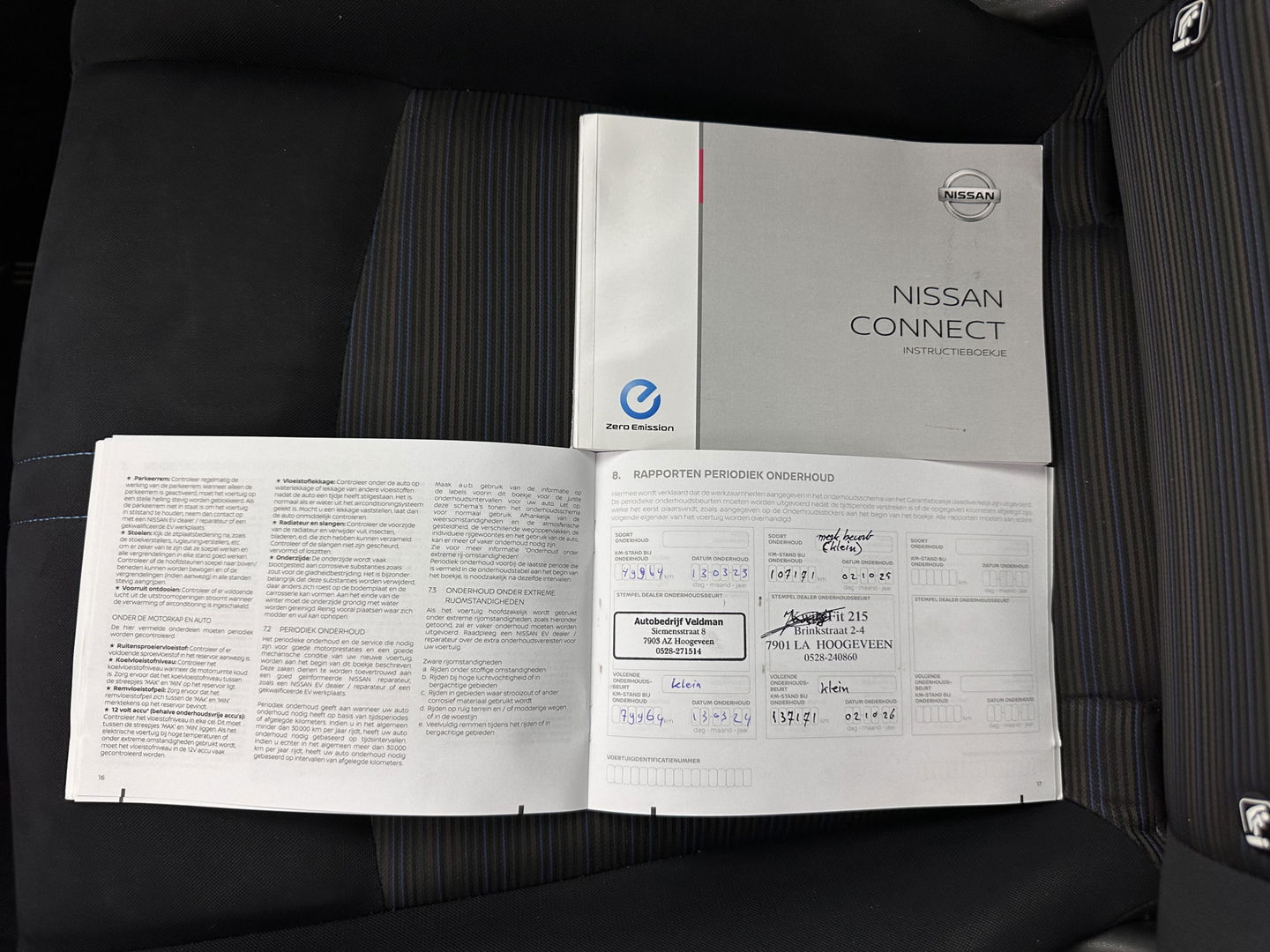 Nissan Leaf N-Connecta 40 kWh {SOH-90%} Aut. *HEATPUMP | ADAPTIVE-CRUISE | NAVI-FULLMAP | TOPVIEW | KEYLESS | BLINDSPOT |  DIGI-COCKPIT | HEATED-COMFORTSEATS | DAB | PRIVACYGLASS | ECC | PDC | CARPLAY | 17"ALU*