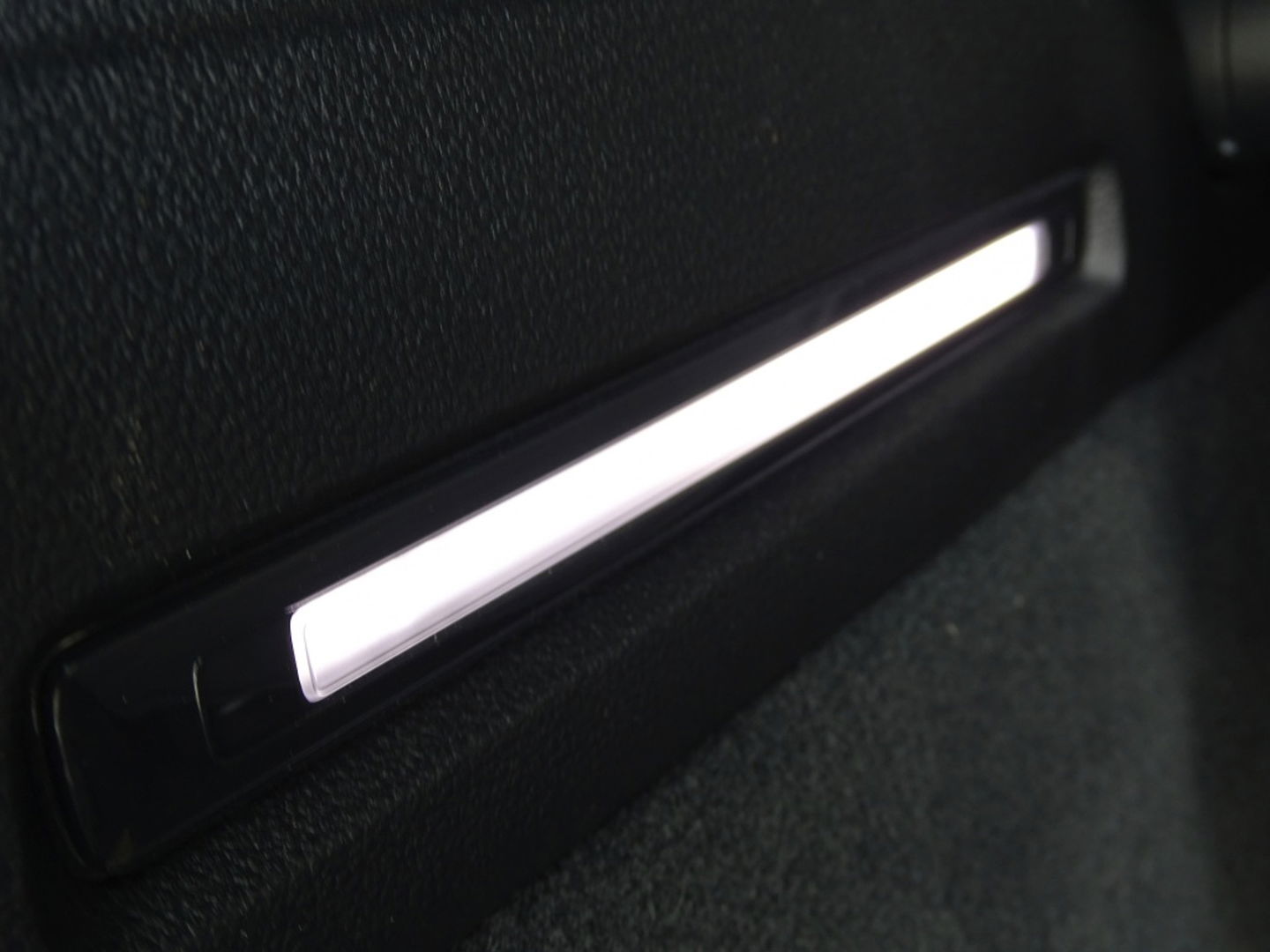 Audi A6 Avant A6 55 TFSI e 425PK ABT Edition / S-LINE / B&O