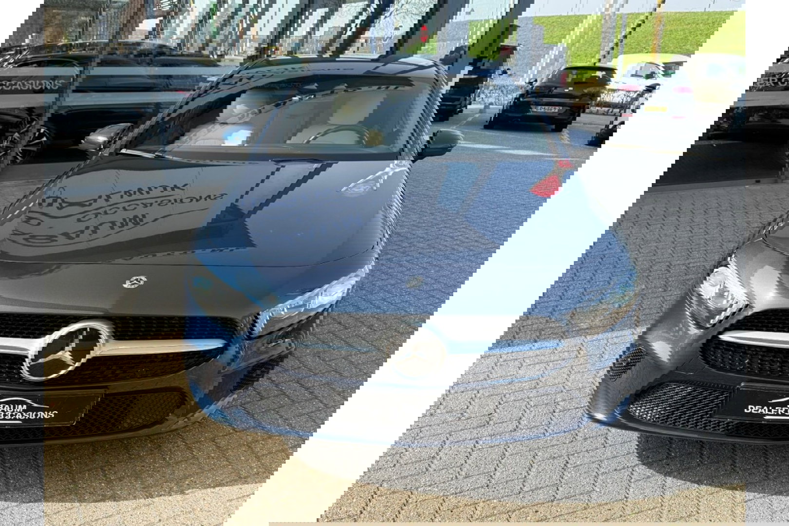 Mercedes-Benz A-Klasse 250e PREMIUM AUTOMAAT PHEV LEER NAVI PDC-CAMERA.