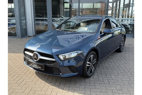 Mercedes-Benz A-Klasse 250e PREMIUM AUTOMAAT PHEV LEER NAVI PDC-CAMERA.