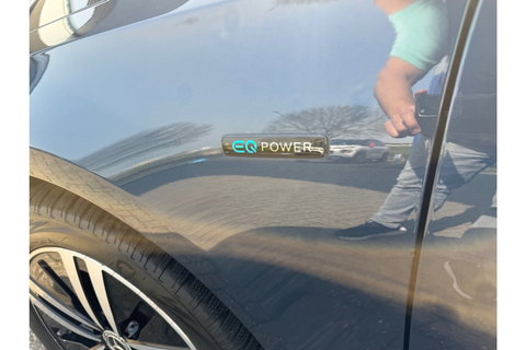 Mercedes-Benz A-Klasse 250e PREMIUM AUTOMAAT PHEV LEER NAVI PDC-CAMERA.