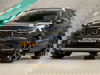 Volvo XC40 - 1.5 T4 Recharge Inscription Expression 211Pk Automaat (APPLE CARPLAY, LEDER, STUUR/STOELVERWARMING, GETINT GLAS, SPORTSTOELEN, ELEK ACHTERKLEP, KEYLESS, TREKHAAK, NIEUWSTAAT)