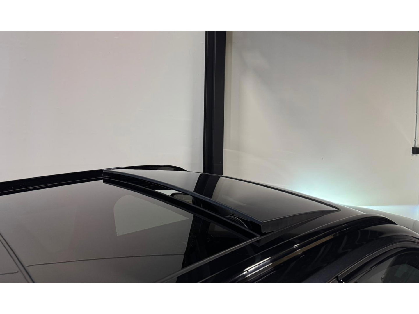 BMW 3 Serie Touring 330e xDrive PANO KEYLESS CAM LASER