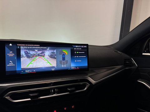 BMW 3 Serie Touring 330e xDrive PANO KEYLESS CAM LASER