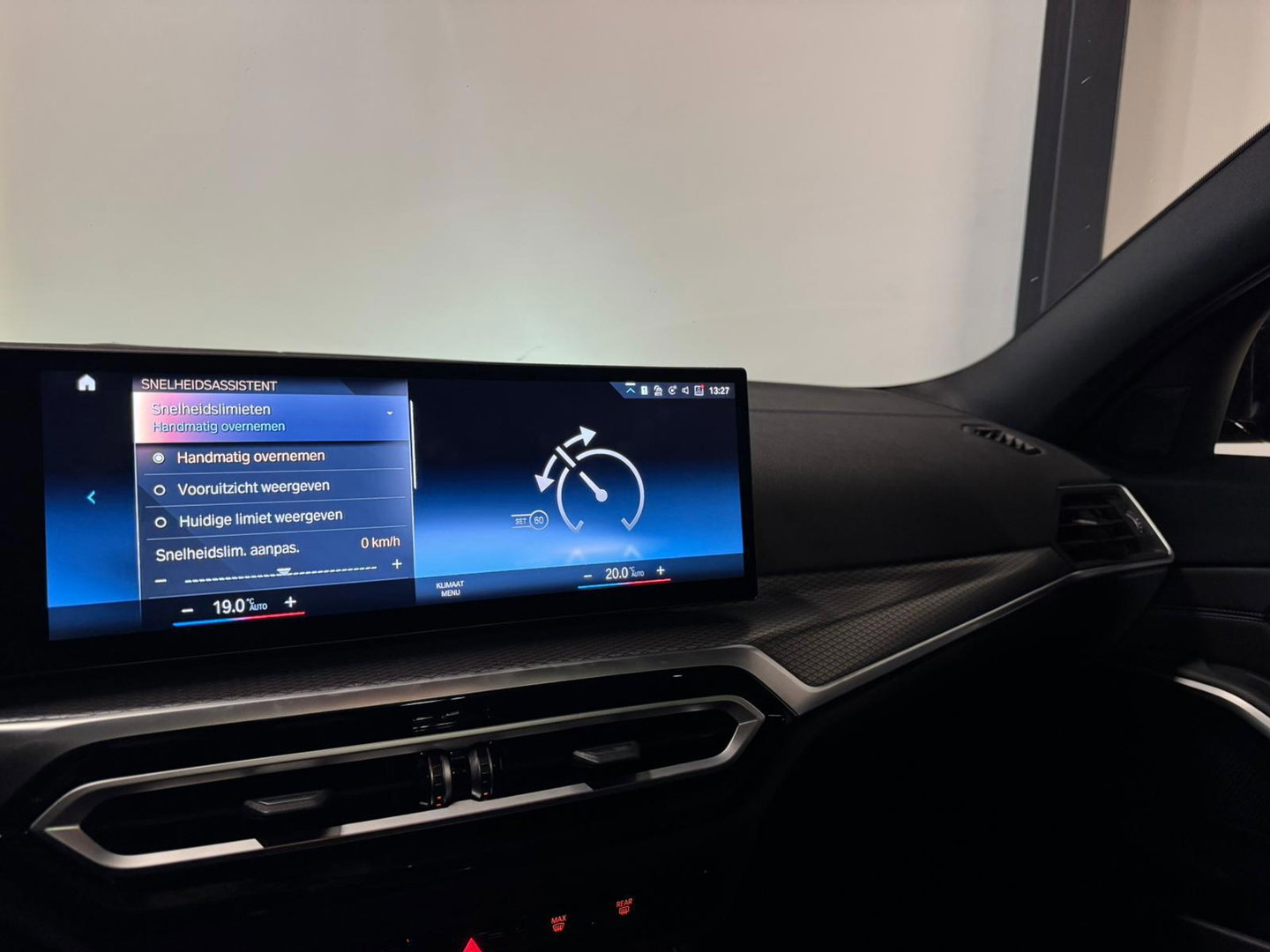 BMW 3 Serie Touring 330e xDrive PANO KEYLESS CAM LASER