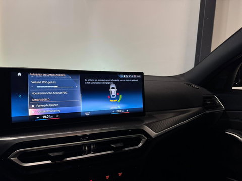 BMW 3 Serie Touring 330e xDrive PANO KEYLESS CAM LASER