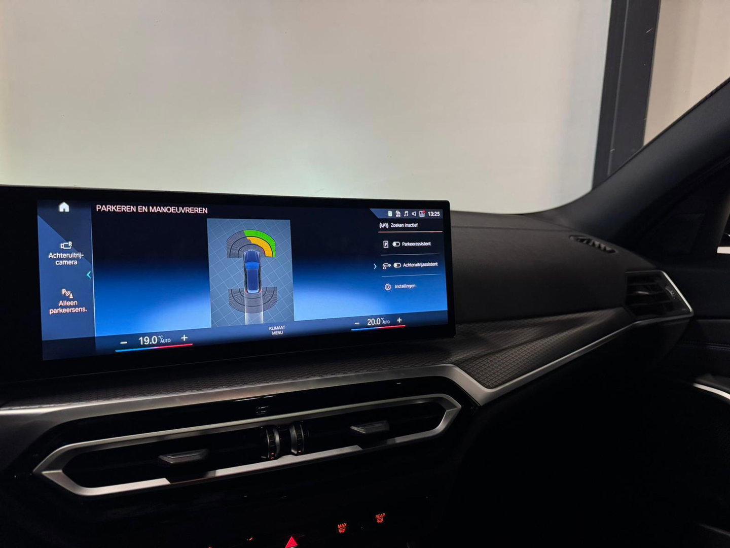 BMW 3 Serie Touring 330e xDrive PANO KEYLESS CAM LASER