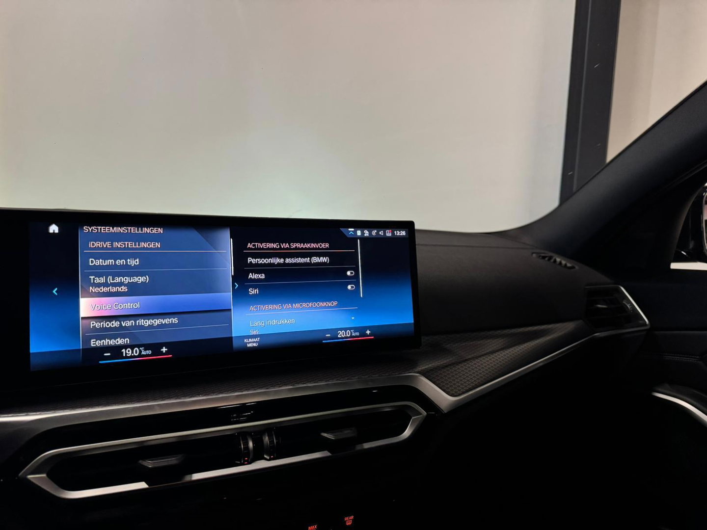 BMW 3 Serie Touring 330e xDrive PANO KEYLESS CAM LASER