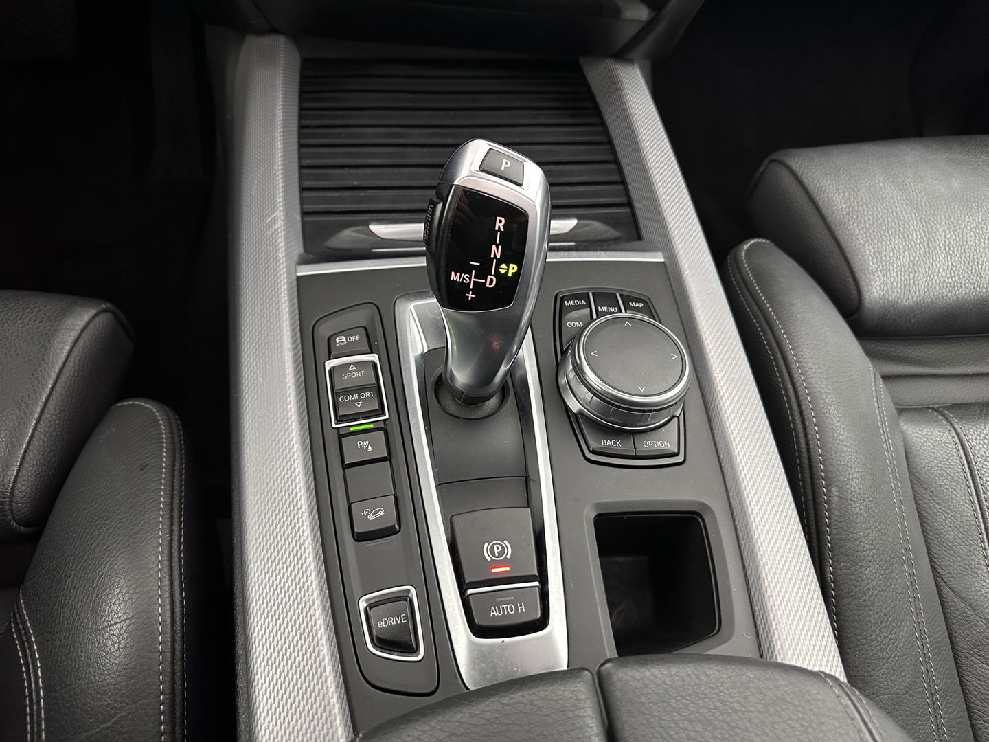 BMW X5 xDrive40e iPerformance High Executive Aut. *PANO | HEAD-UP | LEATHER | XENON | HIFI-SOUND | MEMORY-PACK | NAVI-FULLMAP | CAMERA | ECC | PDC | CRUISE | 19''ALU | TOWBAR*