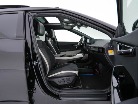 Kia Ev6 GT-Line 77.4 kWh (3-Fase-11kW) {SOH-100%} (INCL-BTW) Aut. *HEATPUMP | PANO | HEAD-UP | LEATHER-ALCANTARA | ADAPTIVE-CRUISE | DIGI-COCKPIT | MERIDIAN-AUDIO | MEMORYPACK | FULL-LED | KEYLESS | TOPVIEW | DAB | BLINDSPOT | NAVI-FULLMAP |