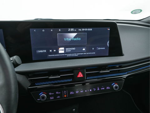 Kia Ev6 GT-Line 77.4 kWh (3-Fase-11kW) {SOH-100%} (INCL-BTW) Aut. *HEATPUMP | PANO | HEAD-UP | LEATHER-ALCANTARA | ADAPTIVE-CRUISE | DIGI-COCKPIT | MERIDIAN-AUDIO | MEMORYPACK | FULL-LED | KEYLESS | TOPVIEW | DAB | BLINDSPOT | NAVI-FULLMAP |