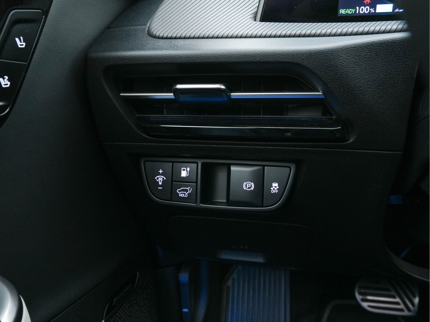 Kia Ev6 GT-Line 77.4 kWh (3-Fase-11kW) {SOH-100%} (INCL-BTW) Aut. *HEATPUMP | PANO | HEAD-UP | LEATHER-ALCANTARA | ADAPTIVE-CRUISE | DIGI-COCKPIT | MERIDIAN-AUDIO | MEMORYPACK | FULL-LED | KEYLESS | TOPVIEW | DAB | BLINDSPOT | NAVI-FULLMAP |