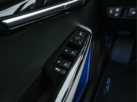Kia Ev6 GT-Line 77.4 kWh (3-Fase-11kW) {SOH-100%} (INCL-BTW) Aut. *HEATPUMP | PANO | HEAD-UP | LEATHER-ALCANTARA | ADAPTIVE-CRUISE | DIGI-COCKPIT | MERIDIAN-AUDIO | MEMORYPACK | FULL-LED | KEYLESS | TOPVIEW | DAB | BLINDSPOT | NAVI-FULLMAP |