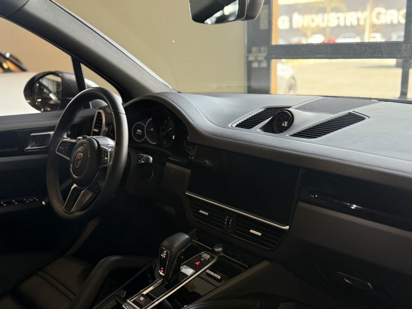 Porsche Cayenne 3.0 E-Hybrid 462PK / Platinum Edit. / 2022 / 360°